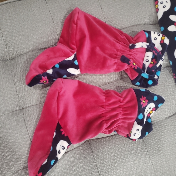 Cozy and warm pajama with boots - Picture 9 of 9